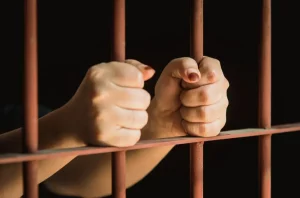 Im selbst kreierten Gefängnis bleiben?
